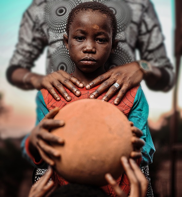 阿根廷与安哥拉的友谊赛，梅西和劳塔罗账户助攻破门