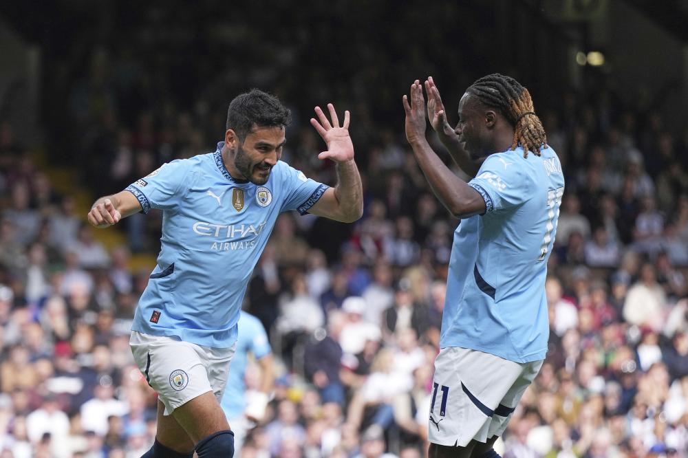 立大功！杨瀚森造埃迪第5次犯规，后者被换下